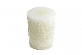 http://decofestive.fr/744251-home_default/bougie-pilier-deco-flocons-en-relief-9-cm.jpg